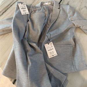 Zara boys suit. Never Worn
